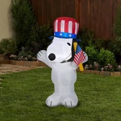 Gemmy Airblown Patriotic Snoopy with Hat and Flag Decor -Gemmy Online Store 1634569 A1